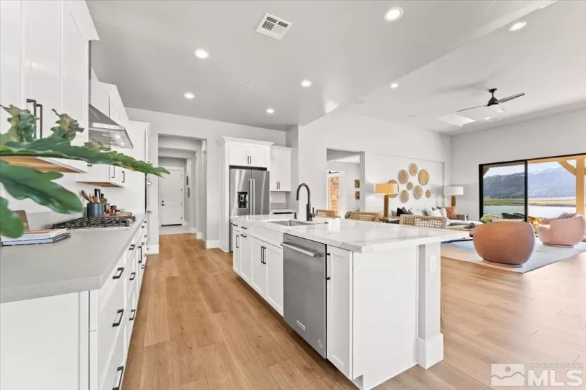 1140 Eastlake, Washoe Valley, Nevada 89704, 3 Bedrooms Bedrooms, ,4 BathroomsBathrooms,Residential,Residential,Eastlake,250005949