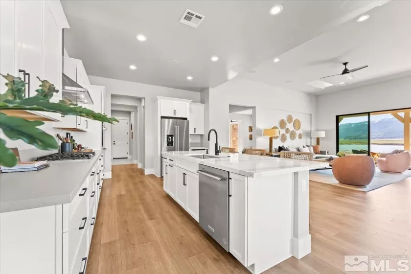1140 Eastlake, Washoe Valley, Nevada 89704, 3 Bedrooms Bedrooms, ,4 BathroomsBathrooms,Residential,Residential,Eastlake,250005949