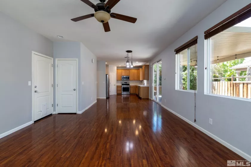 7422 Windswept, Sparks, Nevada 89436, 4 Bedrooms Bedrooms, ,3 BathroomsBathrooms,Residential,Residential,Windswept,250005921