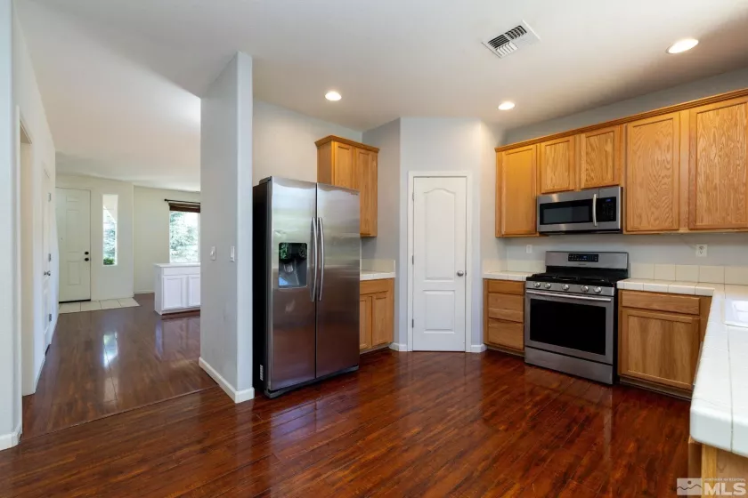 7422 Windswept, Sparks, Nevada 89436, 4 Bedrooms Bedrooms, ,3 BathroomsBathrooms,Residential,Residential,Windswept,250005921