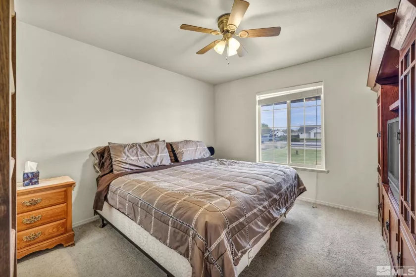 688 Sunrise, Fallon, Nevada 89406, 3 Bedrooms Bedrooms, ,2 BathroomsBathrooms,Residential,Residential,Sunrise,250005950