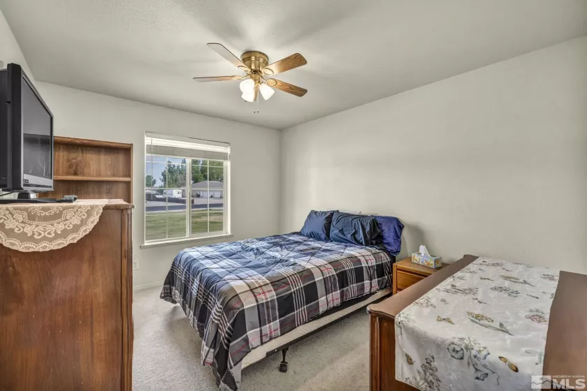 688 Sunrise, Fallon, Nevada 89406, 3 Bedrooms Bedrooms, ,2 BathroomsBathrooms,Residential,Residential,Sunrise,250005950
