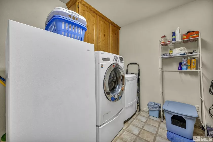 688 Sunrise, Fallon, Nevada 89406, 3 Bedrooms Bedrooms, ,2 BathroomsBathrooms,Residential,Residential,Sunrise,250005950
