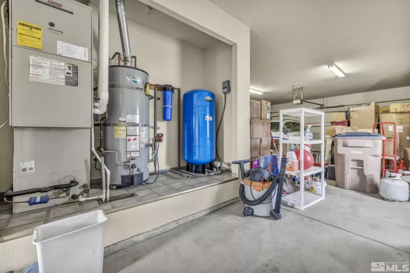 688 Sunrise, Fallon, Nevada 89406, 3 Bedrooms Bedrooms, ,2 BathroomsBathrooms,Residential,Residential,Sunrise,250005950