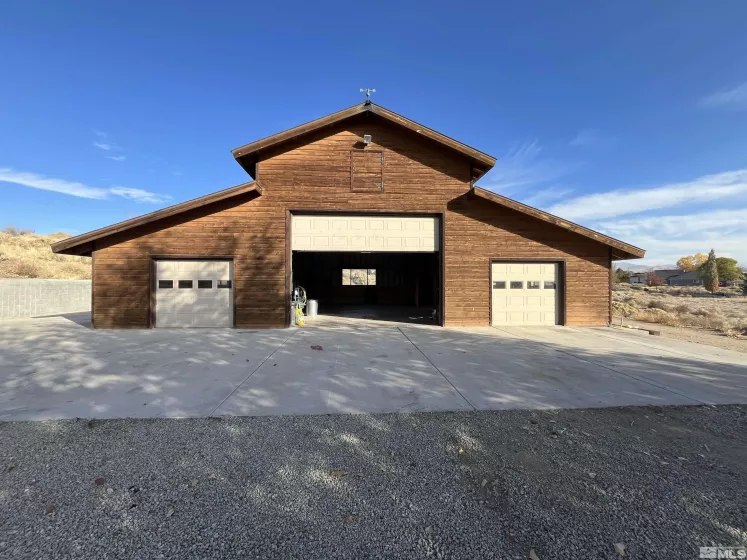 1591 Lombardy, Gardnerville, Nevada 89410, 3 Bedrooms Bedrooms, ,4 BathroomsBathrooms,Residential,Residential,Lombardy,250005951