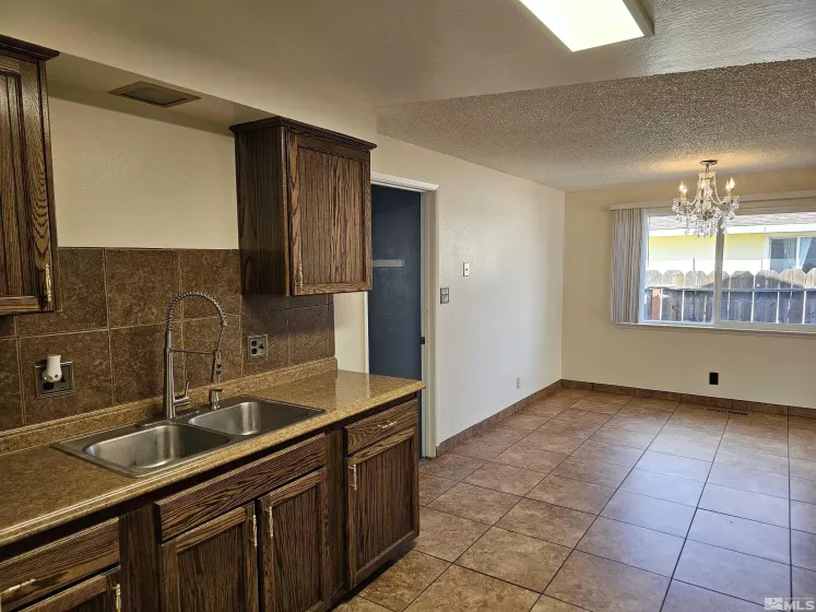 405 Rawhide, Carson City, Nevada 89701, 4 Bedrooms Bedrooms, ,2 BathroomsBathrooms,Residential,Residential,Rawhide,250003430