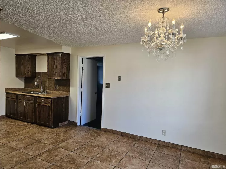 405 Rawhide, Carson City, Nevada 89701, 4 Bedrooms Bedrooms, ,2 BathroomsBathrooms,Residential,Residential,Rawhide,250003430