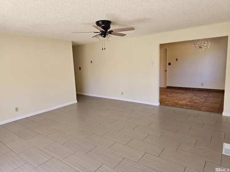 405 Rawhide, Carson City, Nevada 89701, 4 Bedrooms Bedrooms, ,2 BathroomsBathrooms,Residential,Residential,Rawhide,250003430