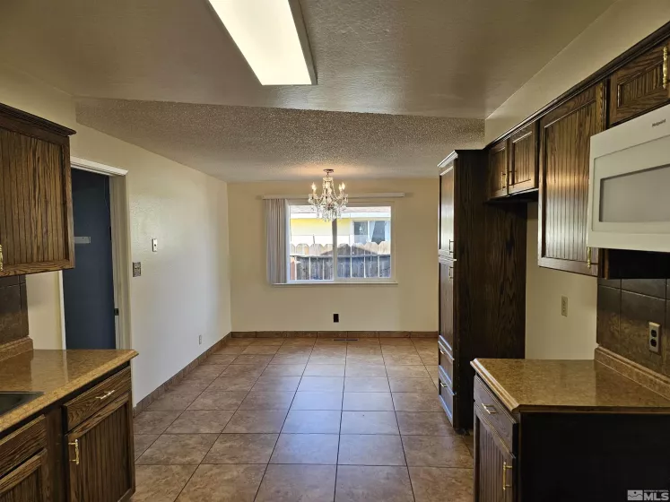 405 Rawhide, Carson City, Nevada 89701, 4 Bedrooms Bedrooms, ,2 BathroomsBathrooms,Residential,Residential,Rawhide,250003430