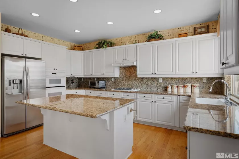 3206 Old Coach, Reno, Nevada 89511, 2 Bedrooms Bedrooms, ,3 BathroomsBathrooms,Residential,Residential,Old Coach,240010293