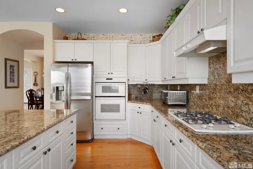 3206 Old Coach, Reno, Nevada 89511, 2 Bedrooms Bedrooms, ,3 BathroomsBathrooms,Residential,Residential,Old Coach,240010293