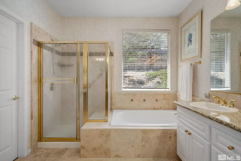 3206 Old Coach, Reno, Nevada 89511, 2 Bedrooms Bedrooms, ,3 BathroomsBathrooms,Residential,Residential,Old Coach,240010293