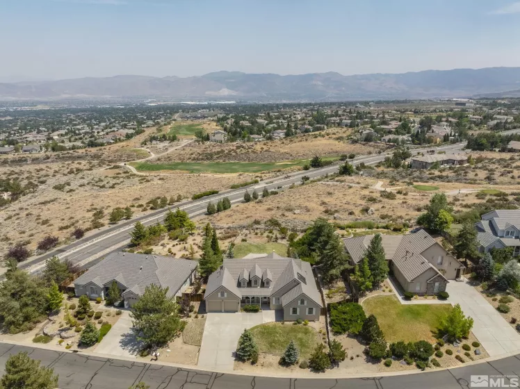 3206 Old Coach, Reno, Nevada 89511, 2 Bedrooms Bedrooms, ,3 BathroomsBathrooms,Residential,Residential,Old Coach,240010293