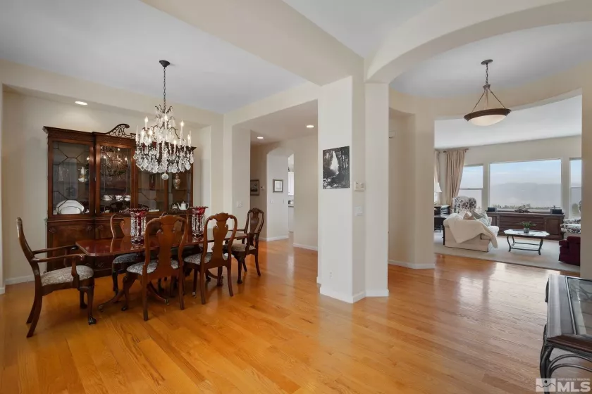 3206 Old Coach, Reno, Nevada 89511, 2 Bedrooms Bedrooms, ,3 BathroomsBathrooms,Residential,Residential,Old Coach,240010293