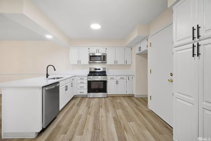 410 Heron, Fallon, Nevada 89406, 3 Bedrooms Bedrooms, ,2 BathroomsBathrooms,Residential,Residential,Heron,250005954