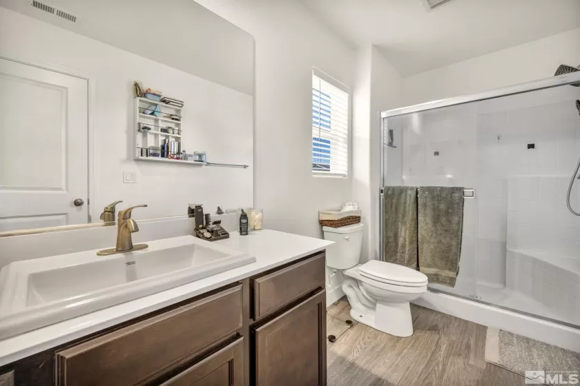 623 Yerington, Reno, Nevada 89506, 3 Bedrooms Bedrooms, ,2 BathroomsBathrooms,Residential,Residential,Yerington,250005955