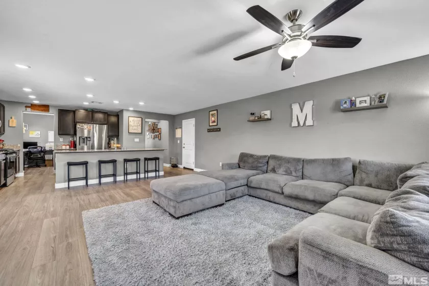 623 Yerington, Reno, Nevada 89506, 3 Bedrooms Bedrooms, ,2 BathroomsBathrooms,Residential,Residential,Yerington,250005955