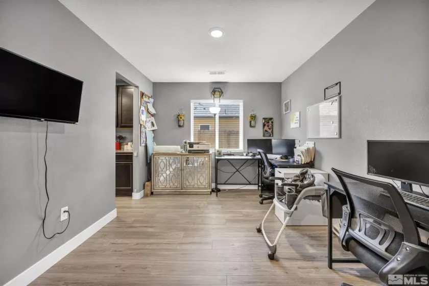623 Yerington, Reno, Nevada 89506, 3 Bedrooms Bedrooms, ,2 BathroomsBathrooms,Residential,Residential,Yerington,250005955