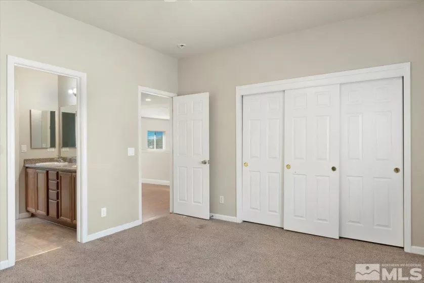 935 Demos, Reno, Nevada 89512, 4 Bedrooms Bedrooms, ,4 BathroomsBathrooms,Residential,Residential,Demos,240012277