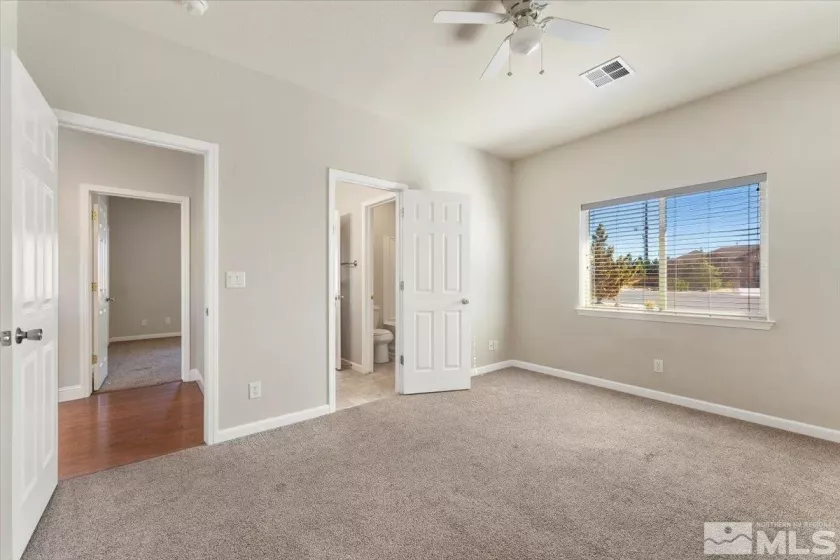 935 Demos, Reno, Nevada 89512, 4 Bedrooms Bedrooms, ,4 BathroomsBathrooms,Residential,Residential,Demos,240012277