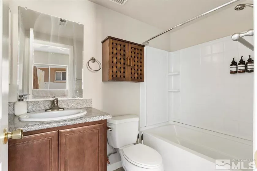 935 Demos, Reno, Nevada 89512, 4 Bedrooms Bedrooms, ,4 BathroomsBathrooms,Residential,Residential,Demos,240012277