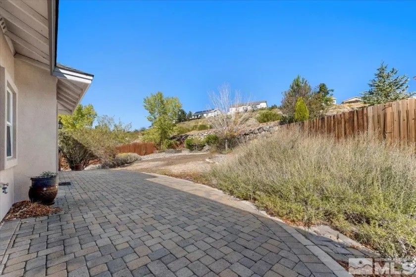 935 Demos, Reno, Nevada 89512, 4 Bedrooms Bedrooms, ,4 BathroomsBathrooms,Residential,Residential,Demos,240012277