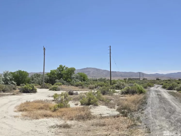 200 Raymond, Lovelock, Nevada 89419, ,Land,Residential,Raymond,240011902