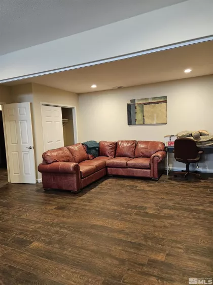 3369 Skyline, Reno, Nevada 89509, 2 Bedrooms Bedrooms, ,2 BathroomsBathrooms,Residential,Residential,Skyline,250005961