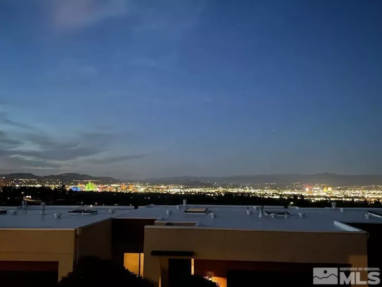 3369 Skyline, Reno, Nevada 89509, 2 Bedrooms Bedrooms, ,2 BathroomsBathrooms,Residential,Residential,Skyline,250005961