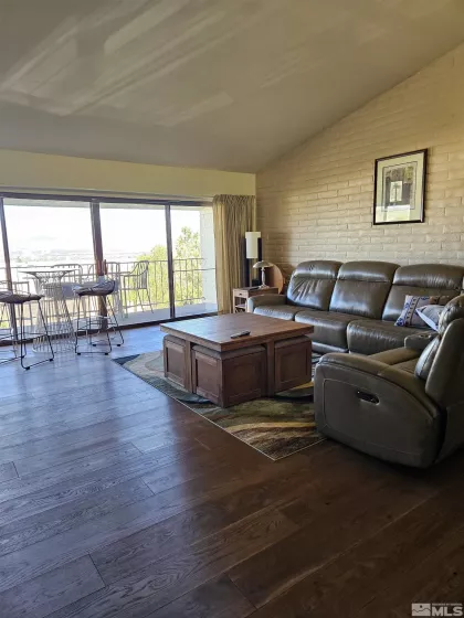 3369 Skyline, Reno, Nevada 89509, 2 Bedrooms Bedrooms, ,2 BathroomsBathrooms,Residential,Residential,Skyline,250005961
