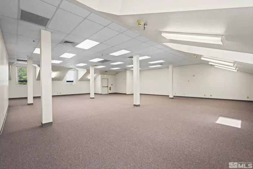 1615 US HWY 395, Minden, Nevada 89423, ,Commercial Sale,Residential,US HWY 395,250005320