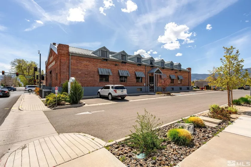 1615 US HWY 395, Minden, Nevada 89423, ,Commercial Sale,Residential,US HWY 395,250005320