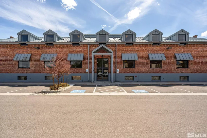 1615 US HWY 395, Minden, Nevada 89423, ,Commercial Sale,Residential,US HWY 395,250005320