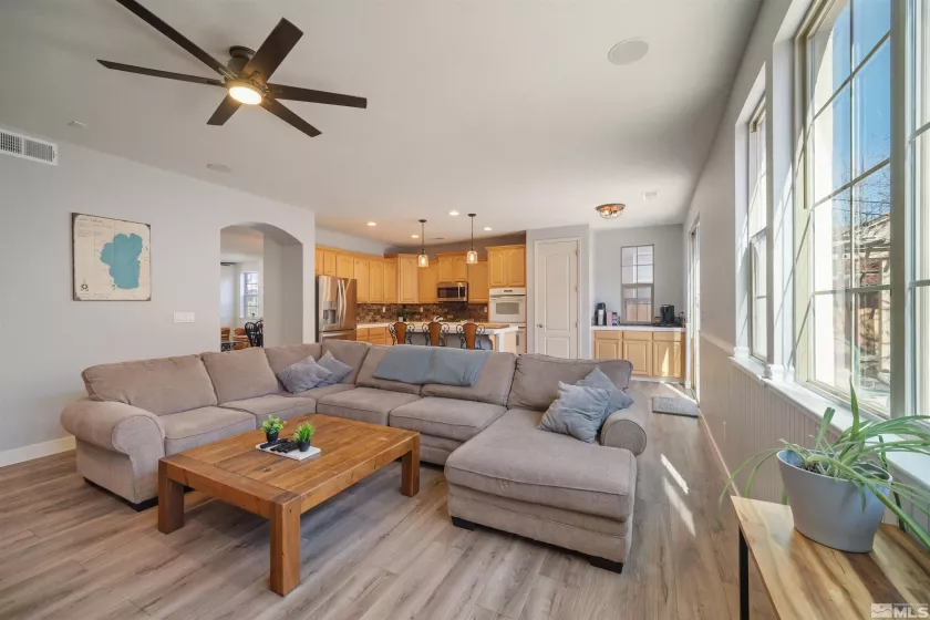 7480 Windswept, Sparks, Nevada 89436, 4 Bedrooms Bedrooms, ,4 BathroomsBathrooms,Residential,Residential,Windswept,250003104