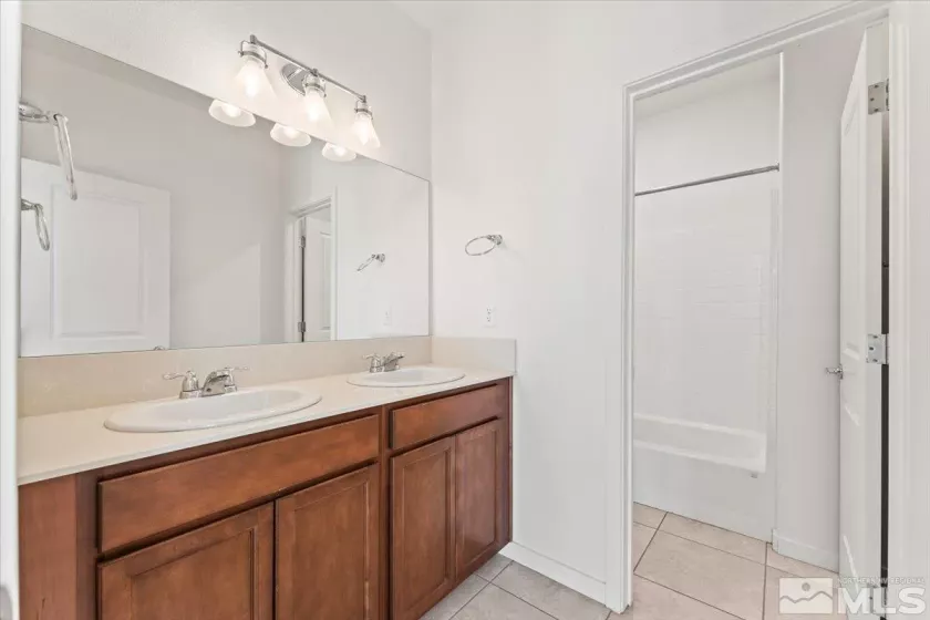 1048 Big Rock, Sun Valley, Nevada 89433, 3 Bedrooms Bedrooms, ,3 BathroomsBathrooms,Residential,Residential,Big Rock,250002278