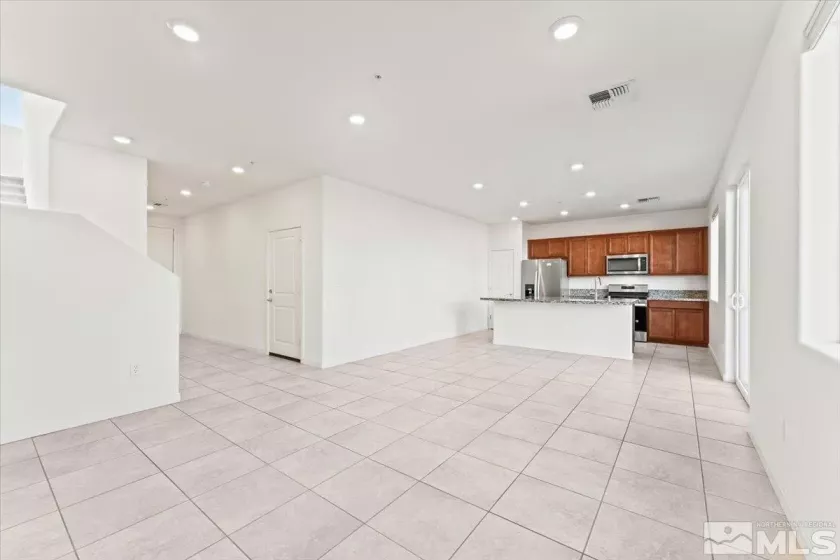 1048 Big Rock, Sun Valley, Nevada 89433, 3 Bedrooms Bedrooms, ,3 BathroomsBathrooms,Residential,Residential,Big Rock,250002278