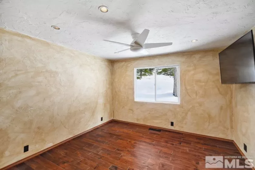 7 Katherine, Stateline, Nevada 89449, 2 Bedrooms Bedrooms, ,2 BathroomsBathrooms,Residential,Residential,Katherine,250003588