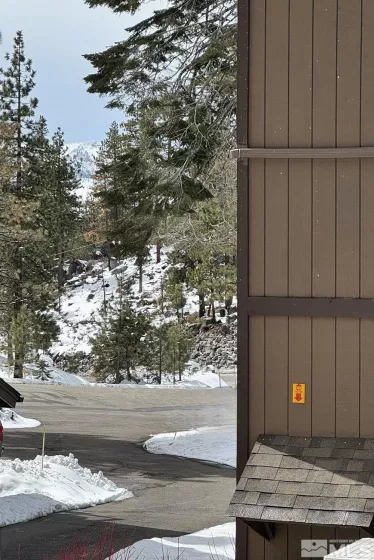 7 Katherine, Stateline, Nevada 89449, 2 Bedrooms Bedrooms, ,2 BathroomsBathrooms,Residential,Residential,Katherine,250003588