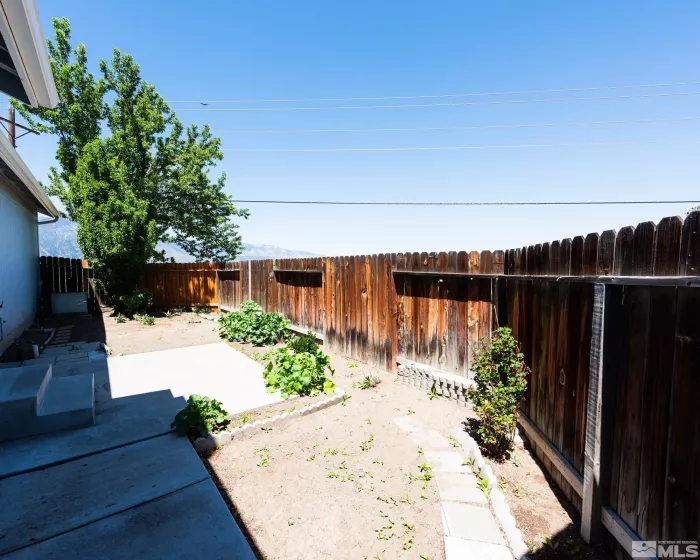 1175 White Oak, Minden, Nevada 89423, 3 Bedrooms Bedrooms, ,2 BathroomsBathrooms,Residential,Residential,White Oak,250005967