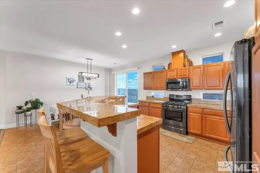 499 Cornerstone, Fallon, Nevada 89406, 4 Bedrooms Bedrooms, ,3 BathroomsBathrooms,Residential,Residential,Cornerstone,250000260