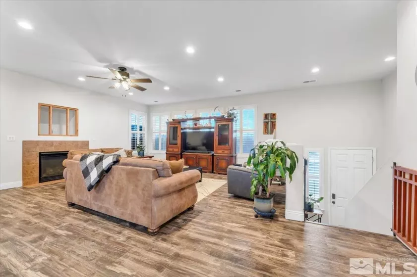 499 Cornerstone, Fallon, Nevada 89406, 4 Bedrooms Bedrooms, ,3 BathroomsBathrooms,Residential,Residential,Cornerstone,250000260