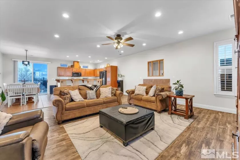499 Cornerstone, Fallon, Nevada 89406, 4 Bedrooms Bedrooms, ,3 BathroomsBathrooms,Residential,Residential,Cornerstone,250000260