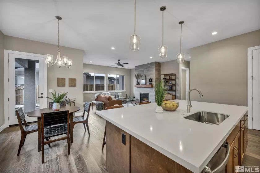 3695 Cambria, Carson City, Nevada 89703, 3 Bedrooms Bedrooms, ,2 BathroomsBathrooms,Residential,Residential,Cambria,250005968