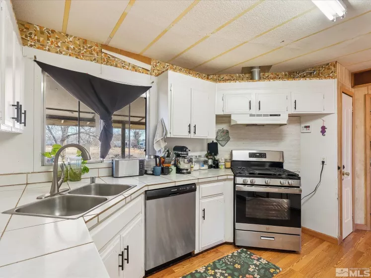 3808 Deodar, Silver Springs, Nevada 89429, 3 Bedrooms Bedrooms, ,2 BathroomsBathrooms,Residential,Residential,Deodar,250000648