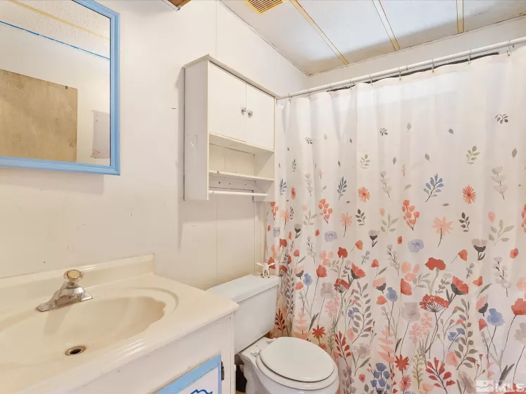 3808 Deodar, Silver Springs, Nevada 89429, 3 Bedrooms Bedrooms, ,2 BathroomsBathrooms,Residential,Residential,Deodar,250000648