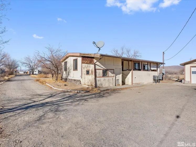 3808 Deodar, Silver Springs, Nevada 89429, 3 Bedrooms Bedrooms, ,2 BathroomsBathrooms,Residential,Residential,Deodar,250000648