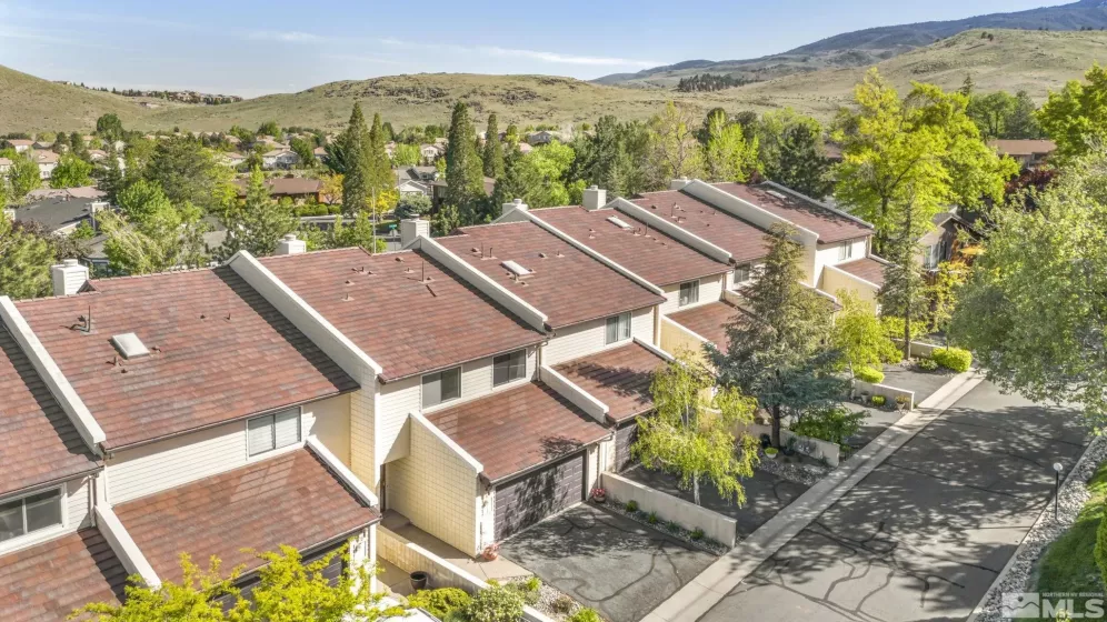 3601 Skyline, Reno, Nevada 89509, 3 Bedrooms Bedrooms, ,3 BathroomsBathrooms,Residential,Residential,Skyline,240005767