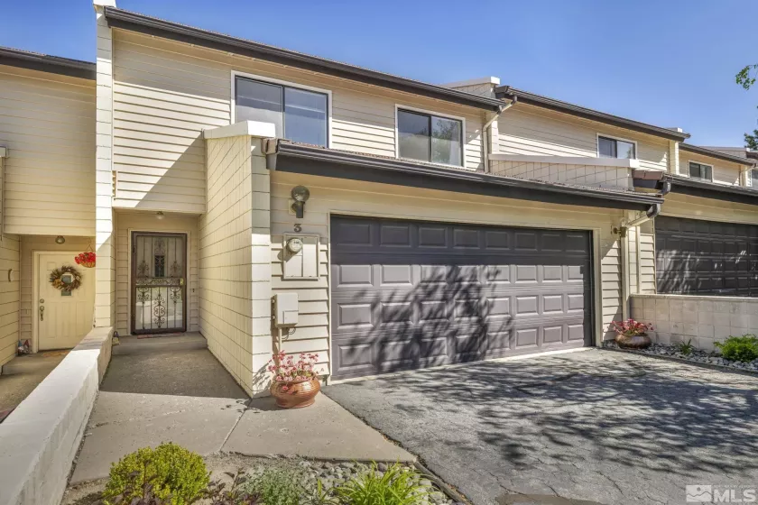 3601 Skyline, Reno, Nevada 89509, 3 Bedrooms Bedrooms, ,3 BathroomsBathrooms,Residential,Residential,Skyline,240005767
