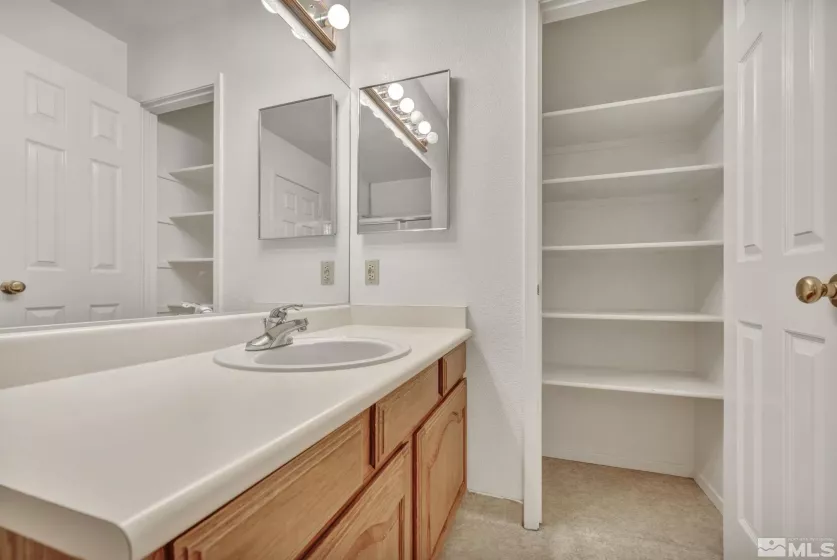 3601 Skyline, Reno, Nevada 89509, 3 Bedrooms Bedrooms, ,3 BathroomsBathrooms,Residential,Residential,Skyline,240005767