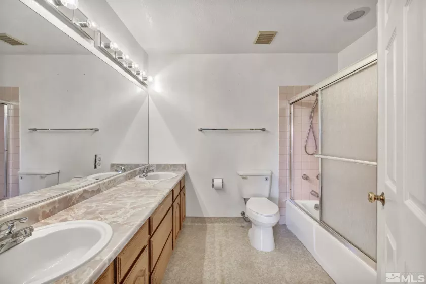 3601 Skyline, Reno, Nevada 89509, 3 Bedrooms Bedrooms, ,3 BathroomsBathrooms,Residential,Residential,Skyline,240005767